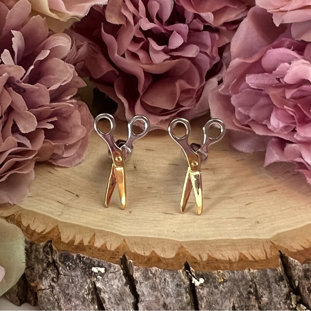 Gold and Silver Scissor Cufflinks - Picture 4 of 15